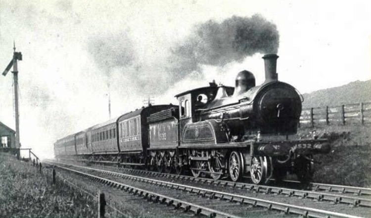 Yalnızlık Treni / Beliz HAN