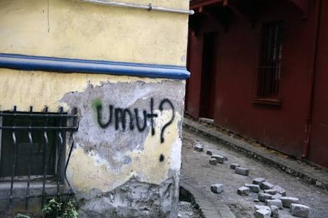 Umut °~ F.Betül Uzuntarla